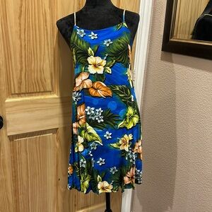 Van women’s tropical/floral blue dress or bathing suit cover up size medium
